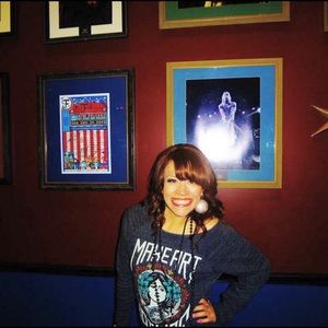 Grey OBEY Sweatshirt MAKE ART NOT WAR